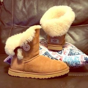 UGG Bailey Boots